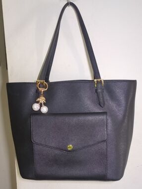 Michael Kors Jet Set Black Saffiano Tote with Front Pocket and Charm NWT $125